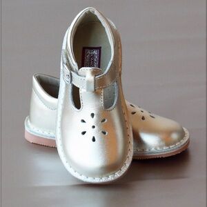 L’Amour Joy Metallic Stitch Down
Leather T-Strap Mary Jane